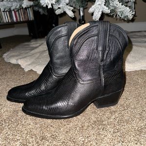 Women’s Tecovas Boots